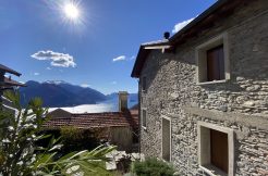San Siro Beautiful Rustico with Fabulous Lake View - front