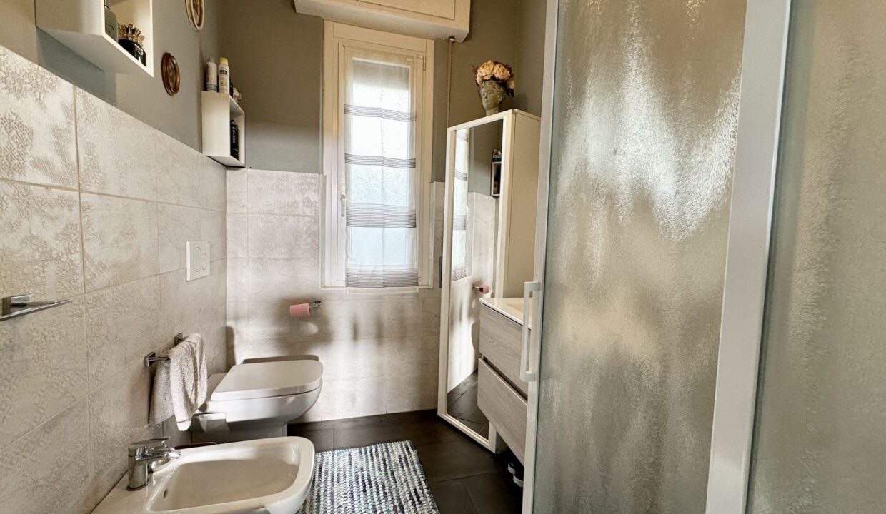 Detached House Gravedona ed Uniti with Garden