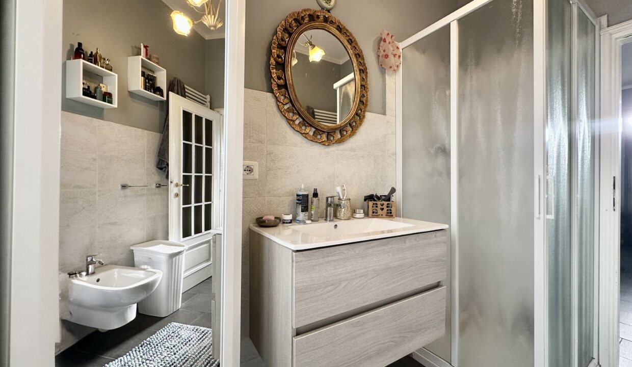 Detached House Gravedona ed Uniti with Garden