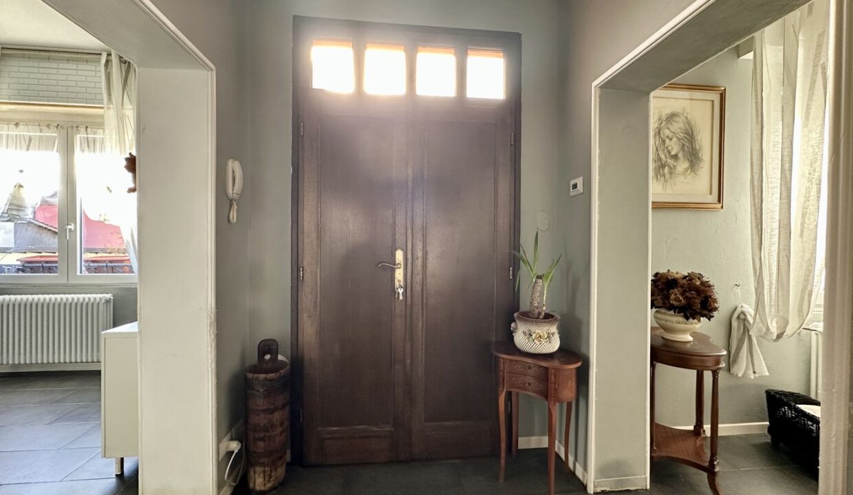 Detached House Gravedona ed Uniti with Garden