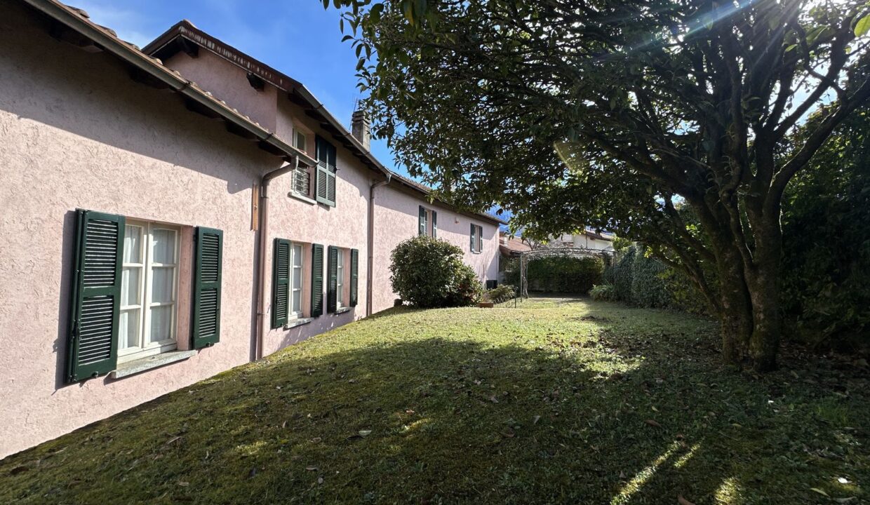 House Gravedona ed Uniti Lake Como with Garden