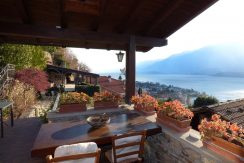Lake Como Domaso Stone House - veranda photo