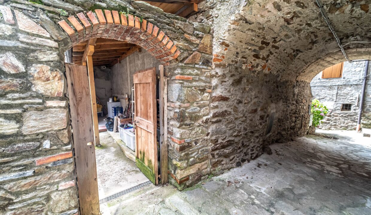 STONE HOUSE Pianello Del Lario