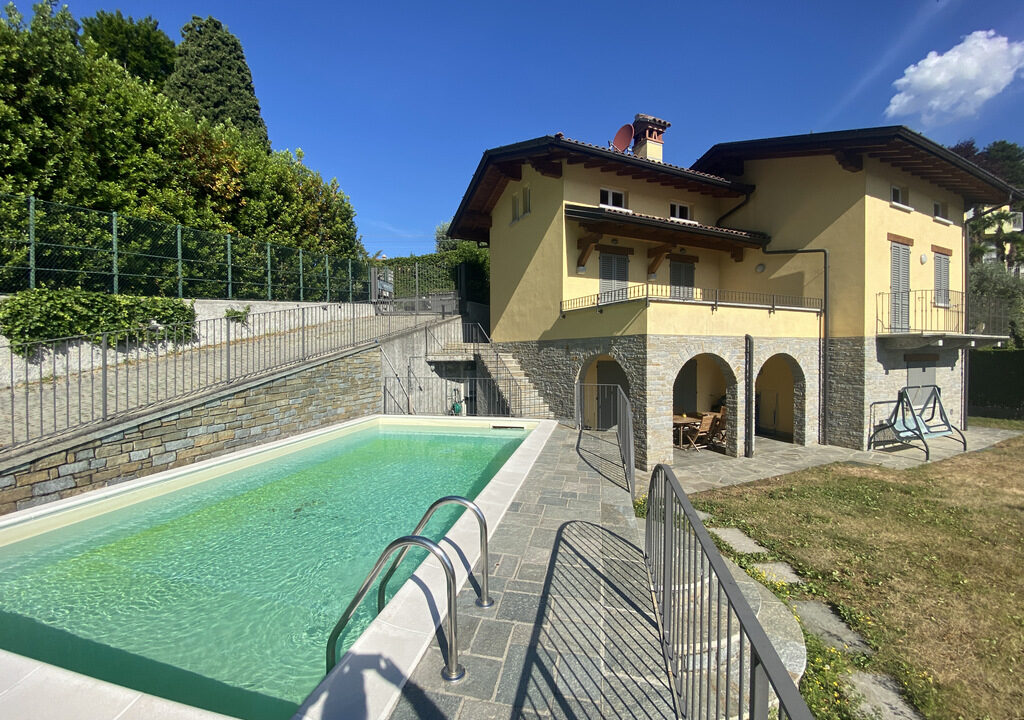 Lake Como Menaggio House with Lake View Garden and Balcony external