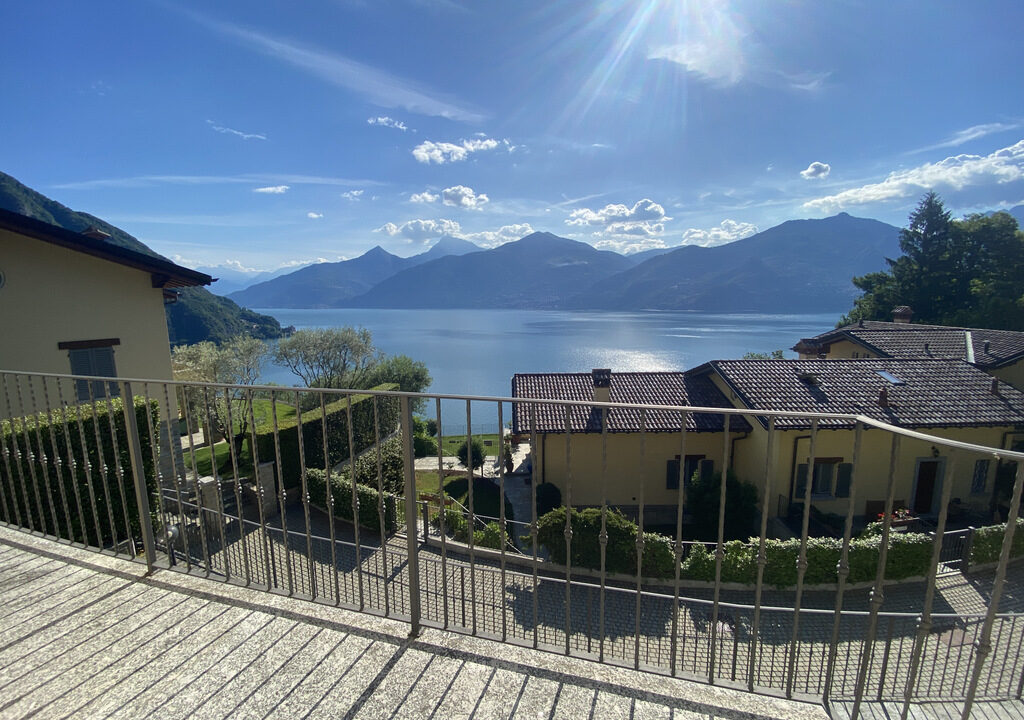 Lake Como Menaggio House with Lake View Garden and Balcony