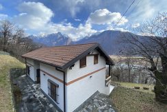 Lake Como Sorico House with Land