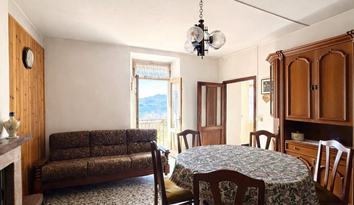 Detached House San Siro with Lake View