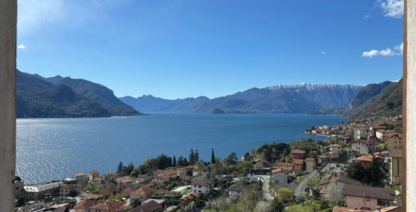 Detached House San Siro with Lake View