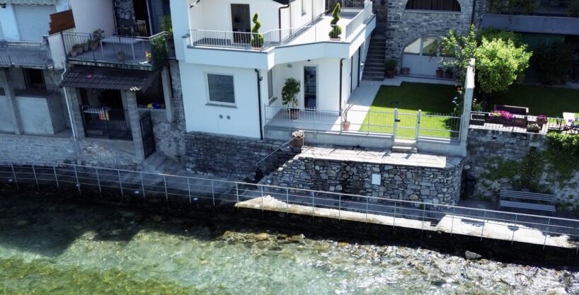 Front Lake Como House with Garden