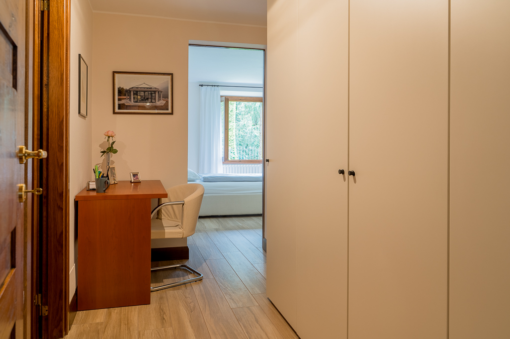 Elegante Villa a Croce con Vista Lago di Como23