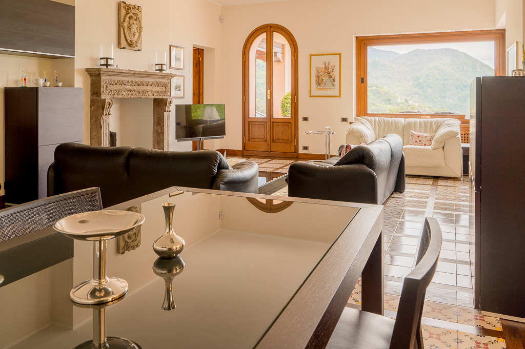 Elegante Villa a Croce con Vista Lago di Como27