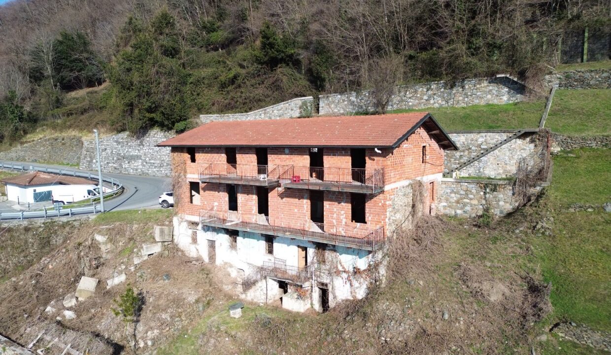 Lake Como Gravedona ed Uniti Building Plot with Lake View