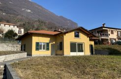 Beautiful Independent Villa Lake Como Lenno with Garden - front