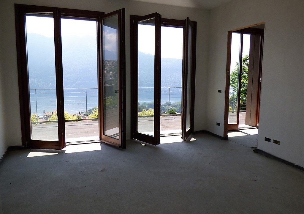 Lake Como - villa with lake view