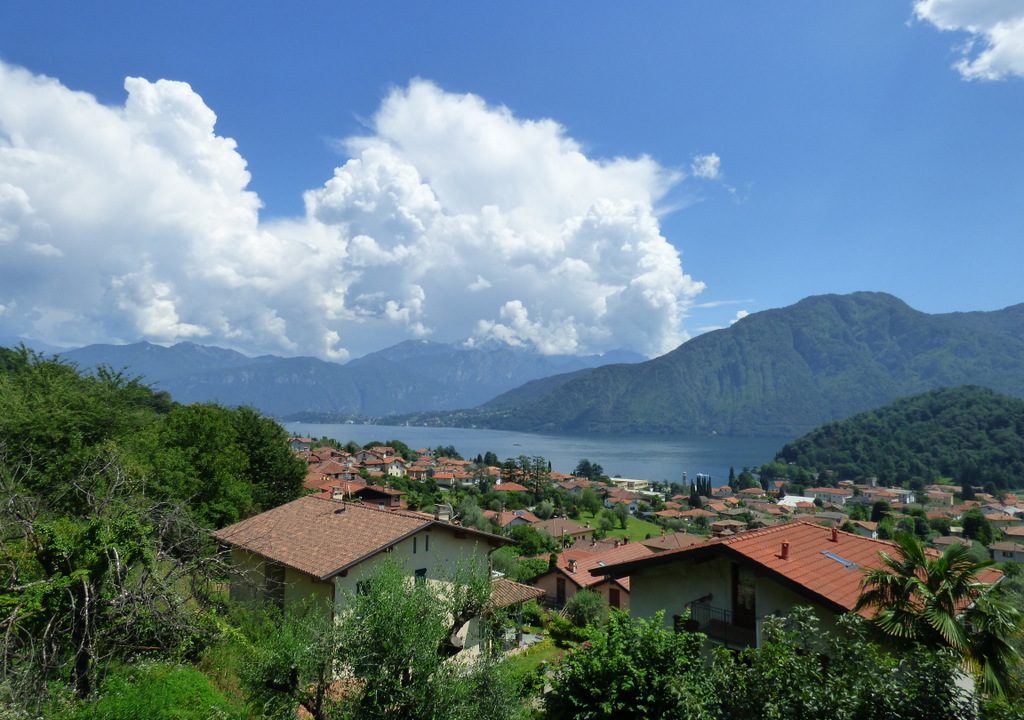 Detached Villa with Amazing View Lake Como Lenno