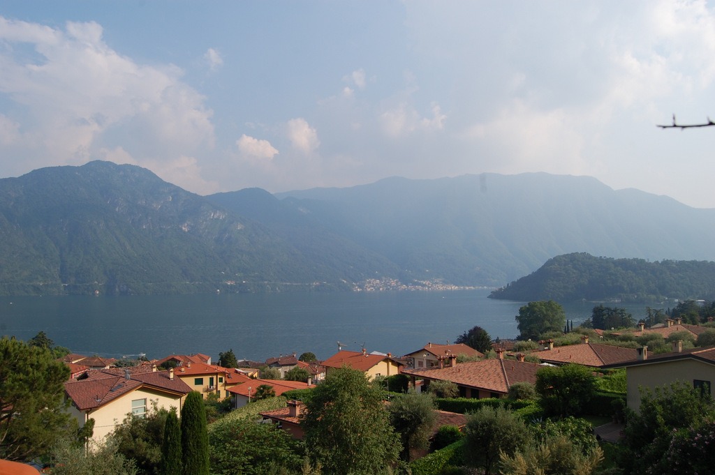 Lake Como Mezzegra Residence near the lake