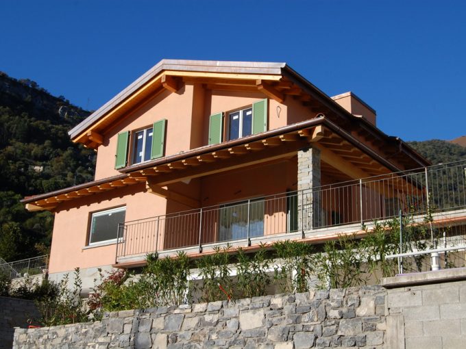 Lake Como Ossuccio Luxury Villa with garden