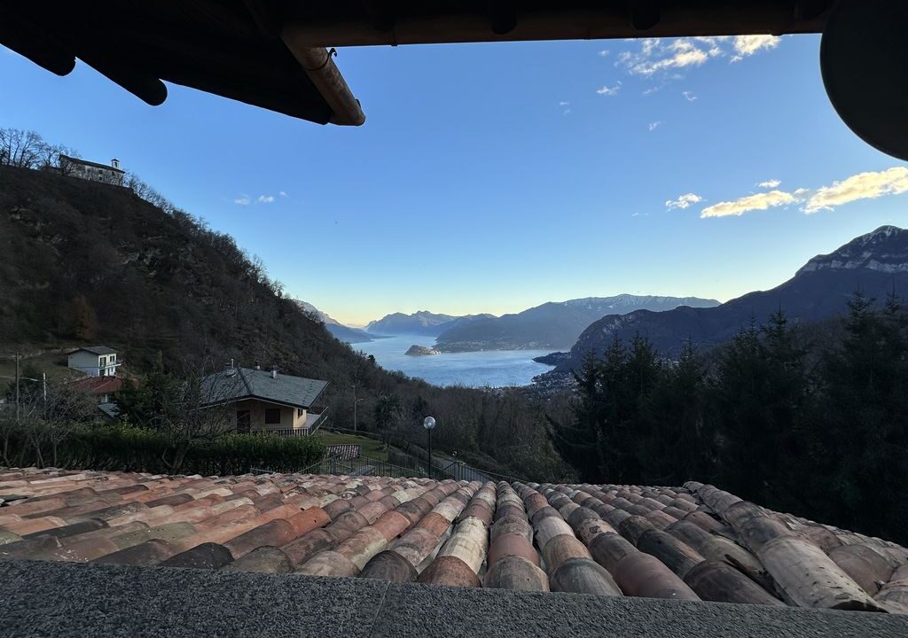 Lake Como Plesio House view