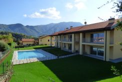 Apartments in Residence with Swimming Pool - Lenno