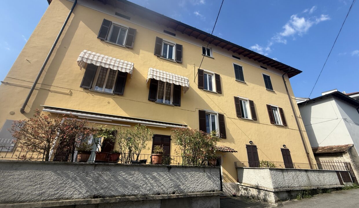 MA026 - MENAGGIO1