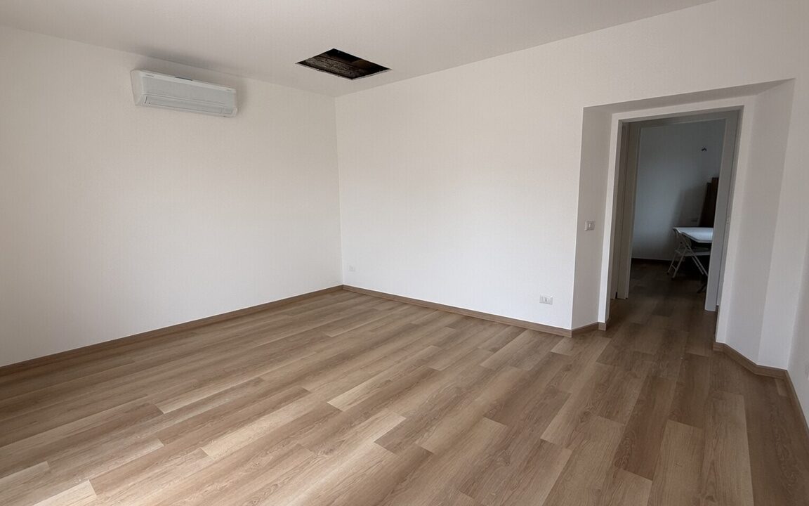 MA070 Lenno Jpg