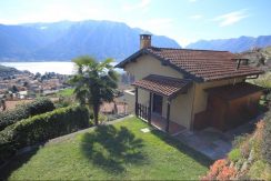 Lenno Apartment with Lake View