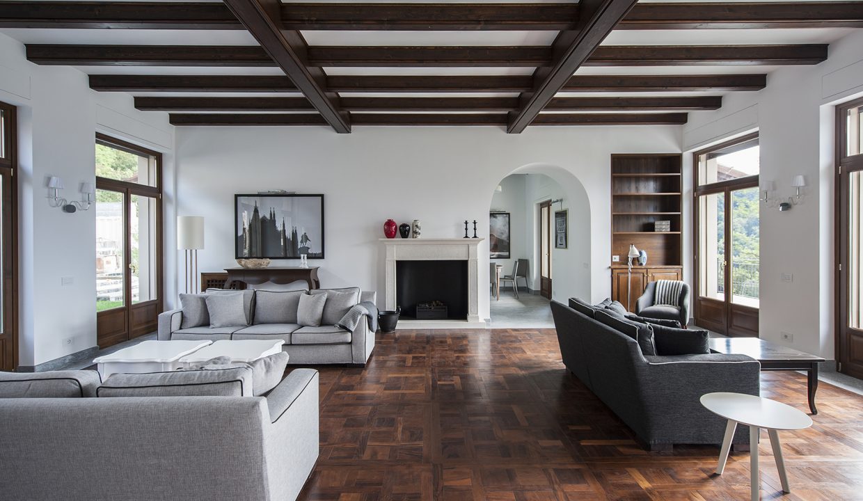 Tremezzo detached villa with swimming pool - Living room