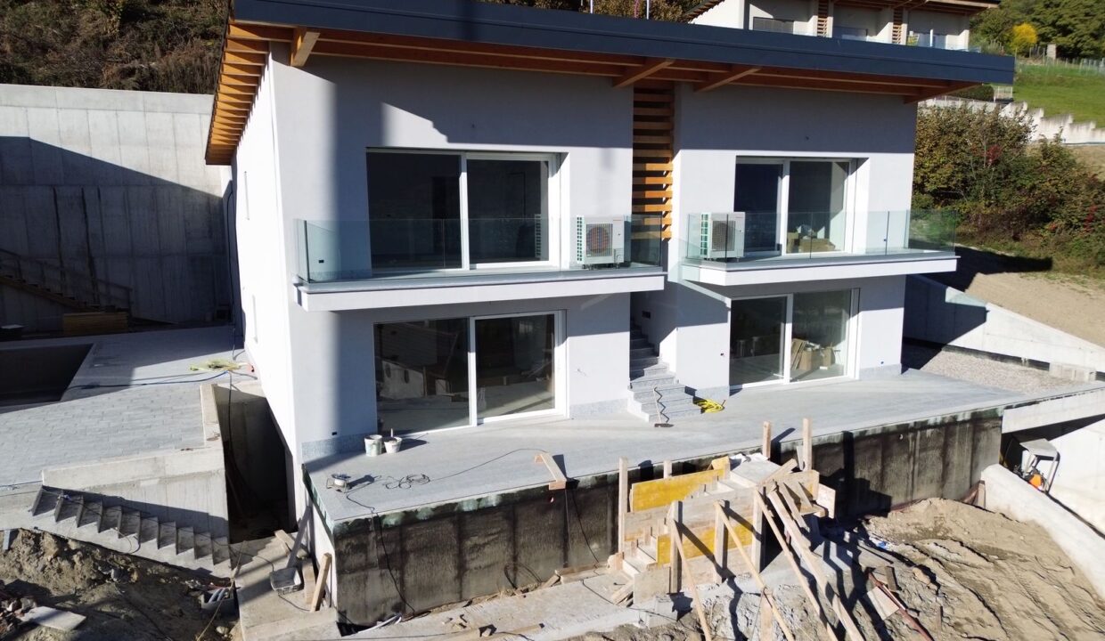 Lake Como Vercana Modern Apartments with Pool