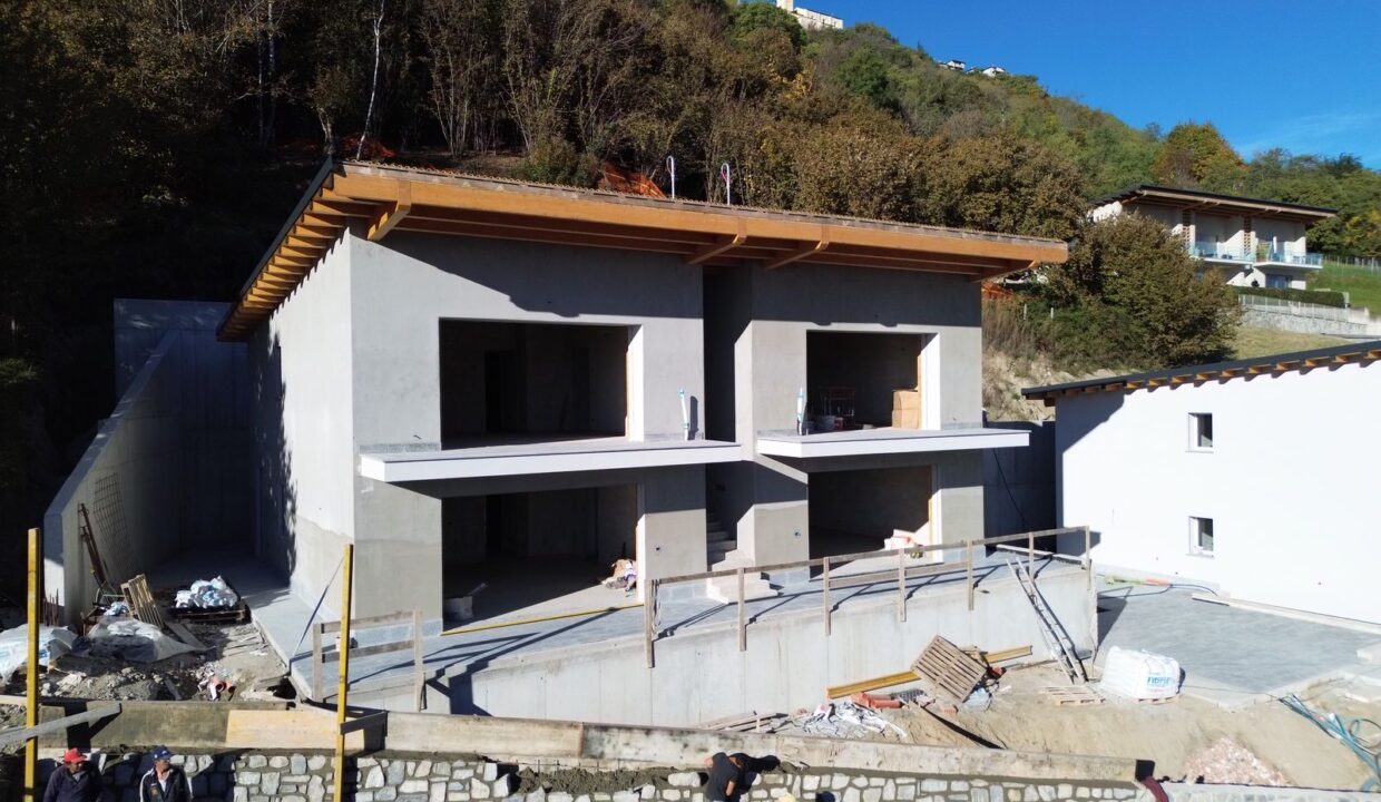 Lake Como Vercana Modern Apartments with Pool