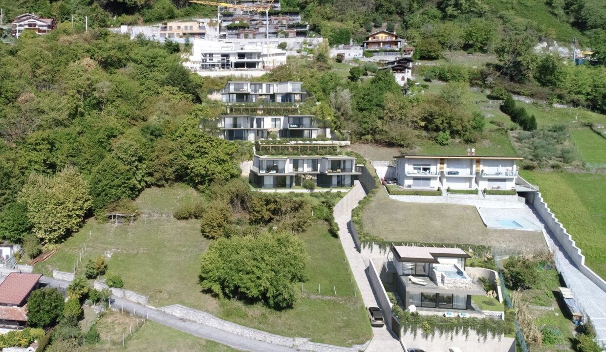 Modern Apartments Vercana with Lake View