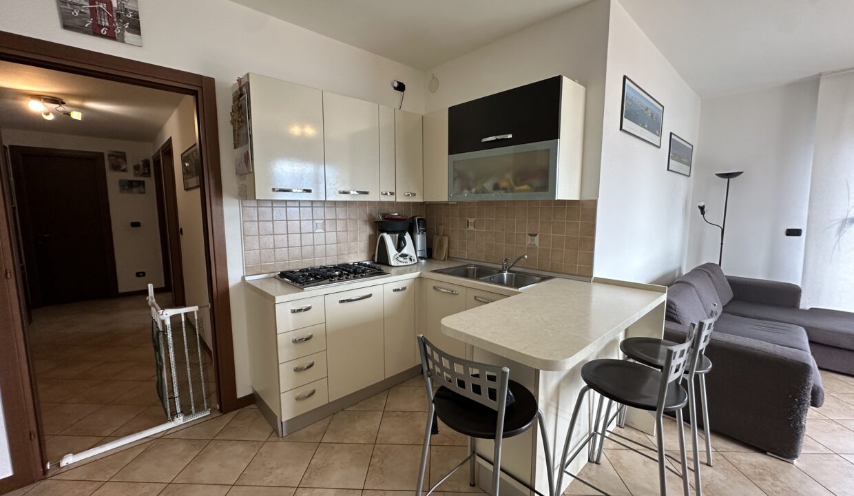 Pianello Appartamento con Vista Lago e Balcone39