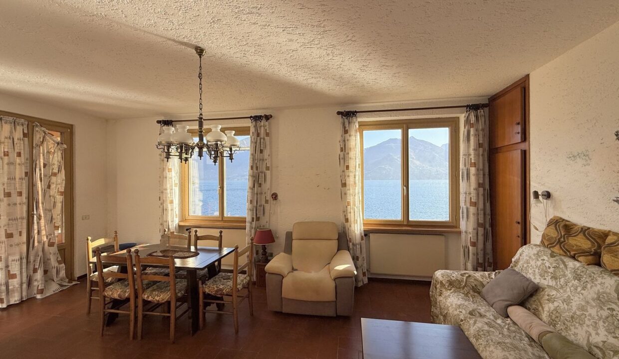 Villa Menaggio with Direct Access to the Lake