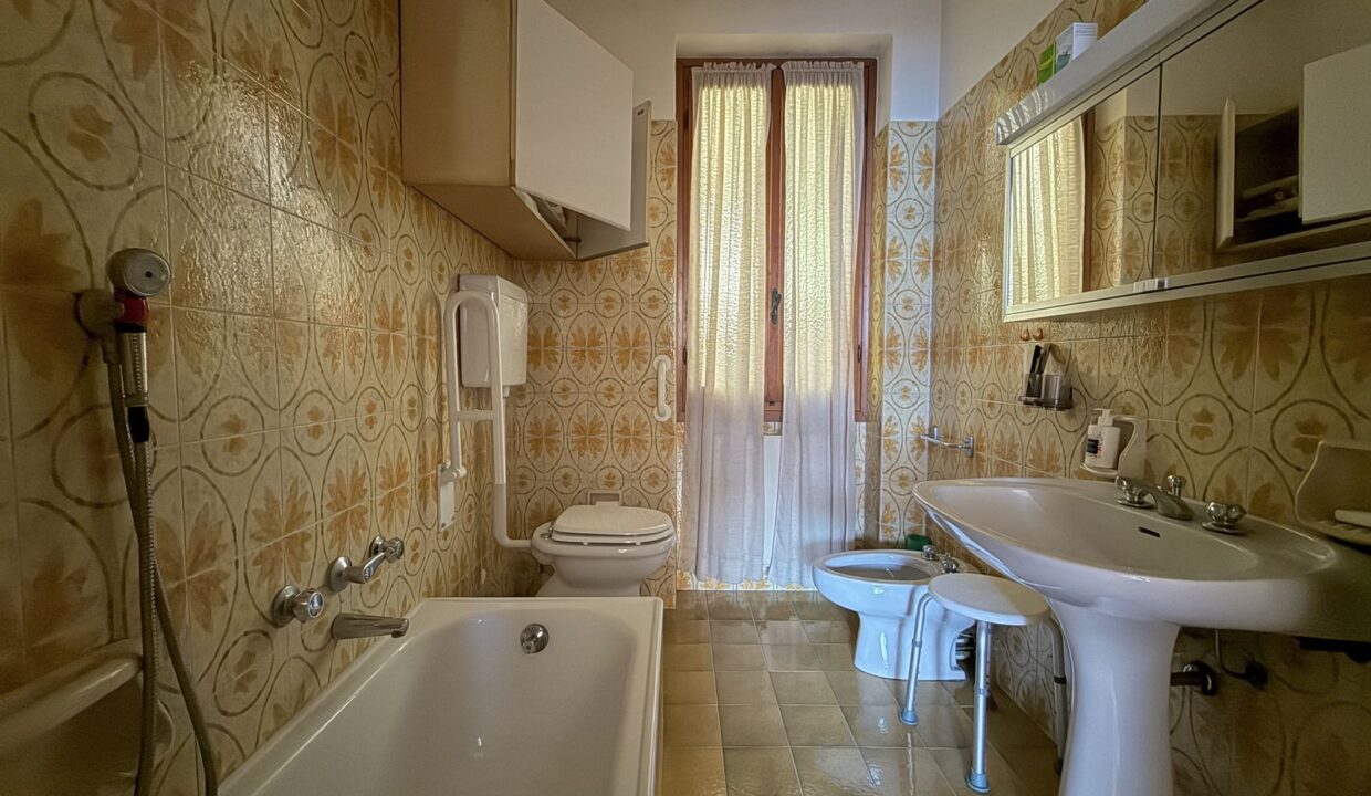 Villa Menaggio with Direct Access to the Lake