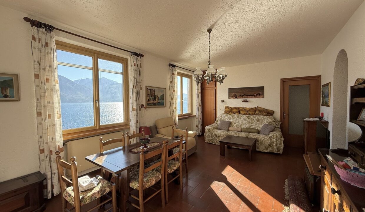 Villa Menaggio with Direct Access to the Lake