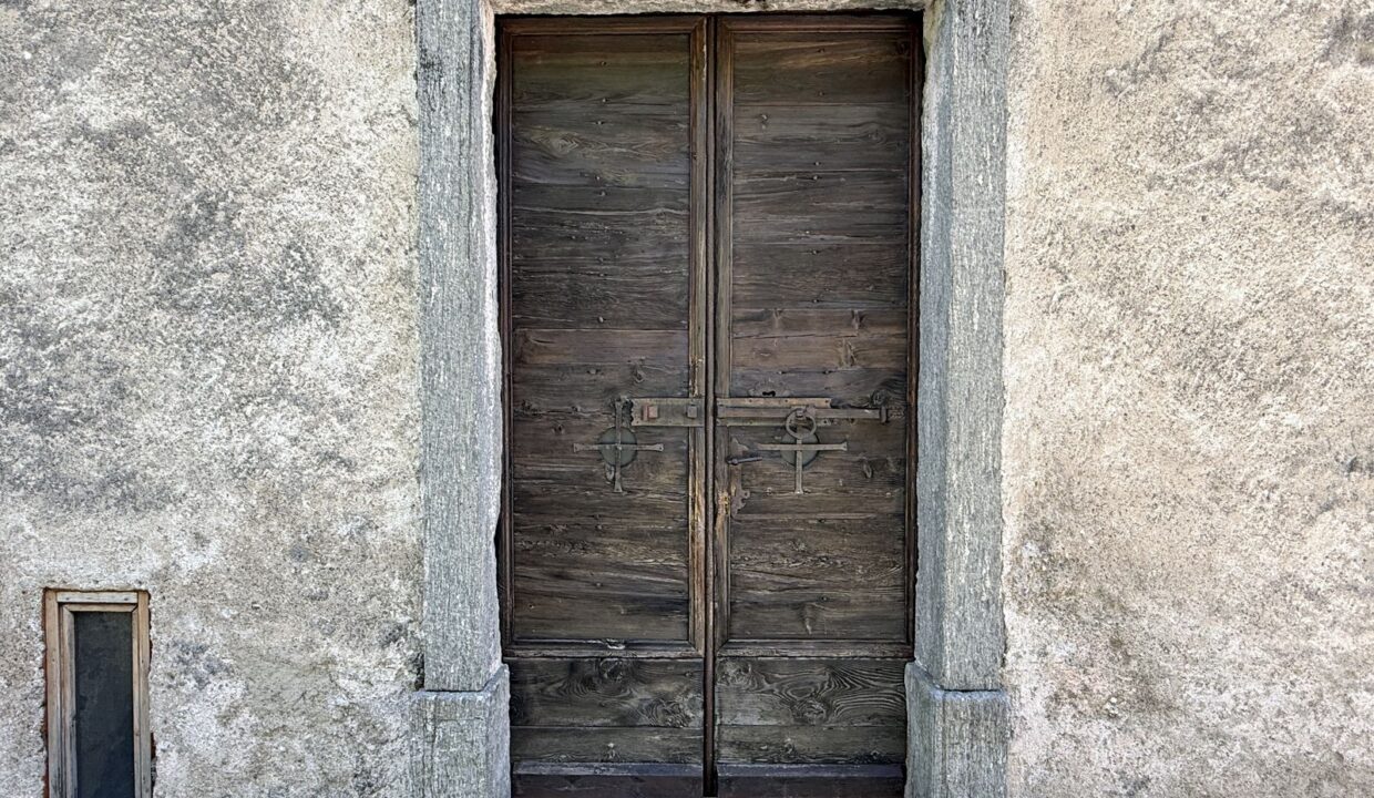 Restored Historic Property in Gravedona ed Uniti
