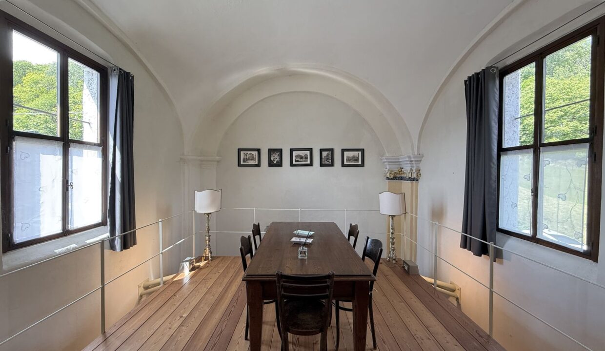Restored Historic Property in Gravedona ed Uniti