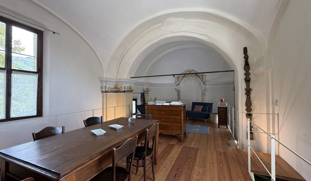 Restored Historic Property in Gravedona ed Uniti
