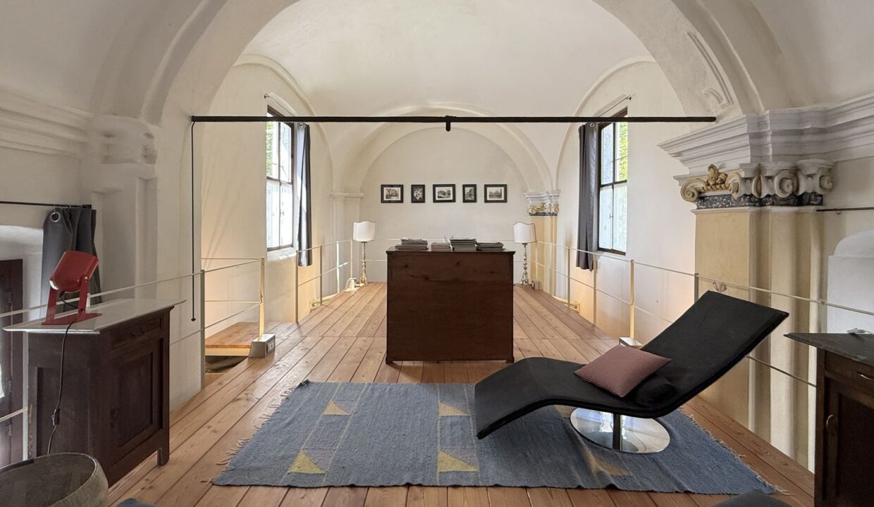Restored Historic Property in Gravedona ed Uniti
