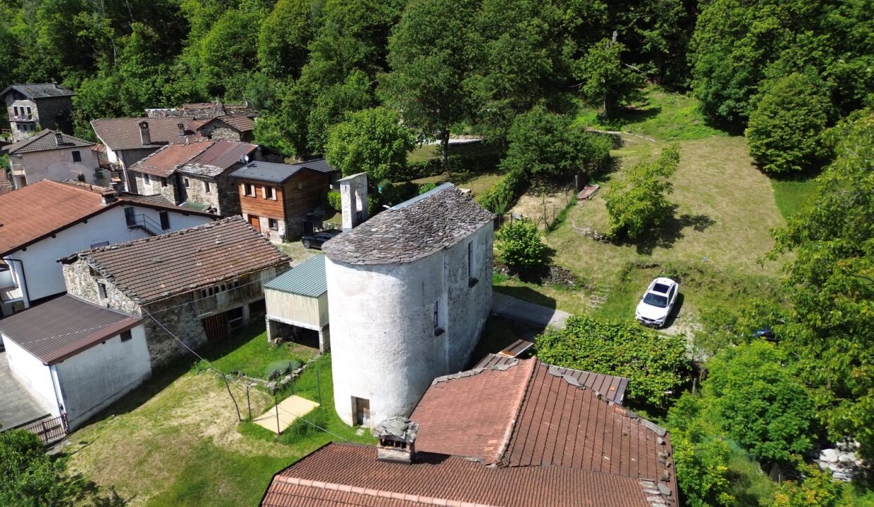 Restored Historic Property in Gravedona ed Uniti