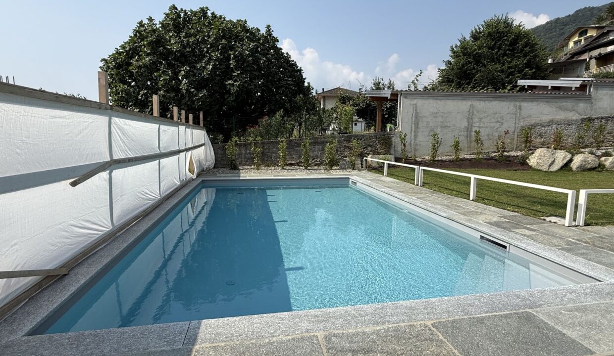 Apartments Domaso Lake Como with Pool