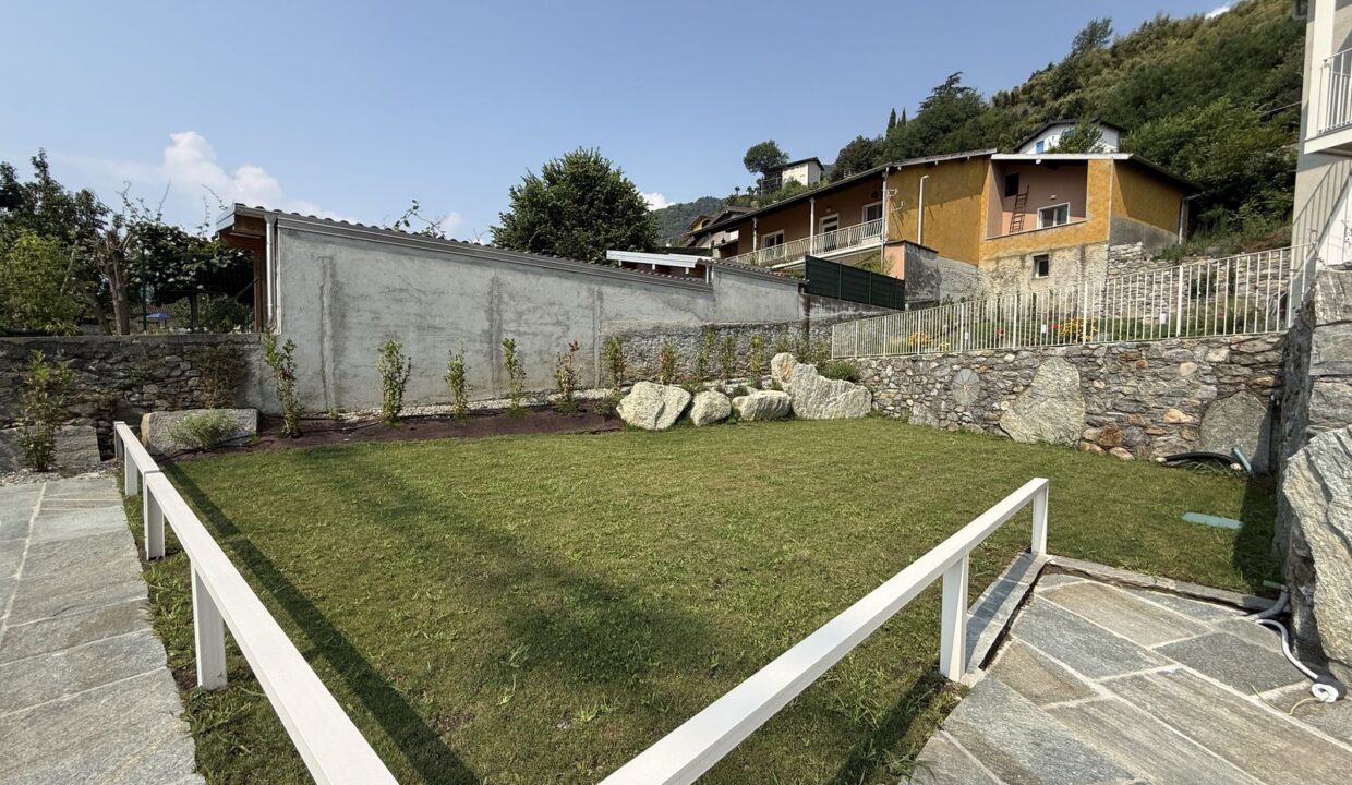 Apartments Domaso Lake Como with Pool