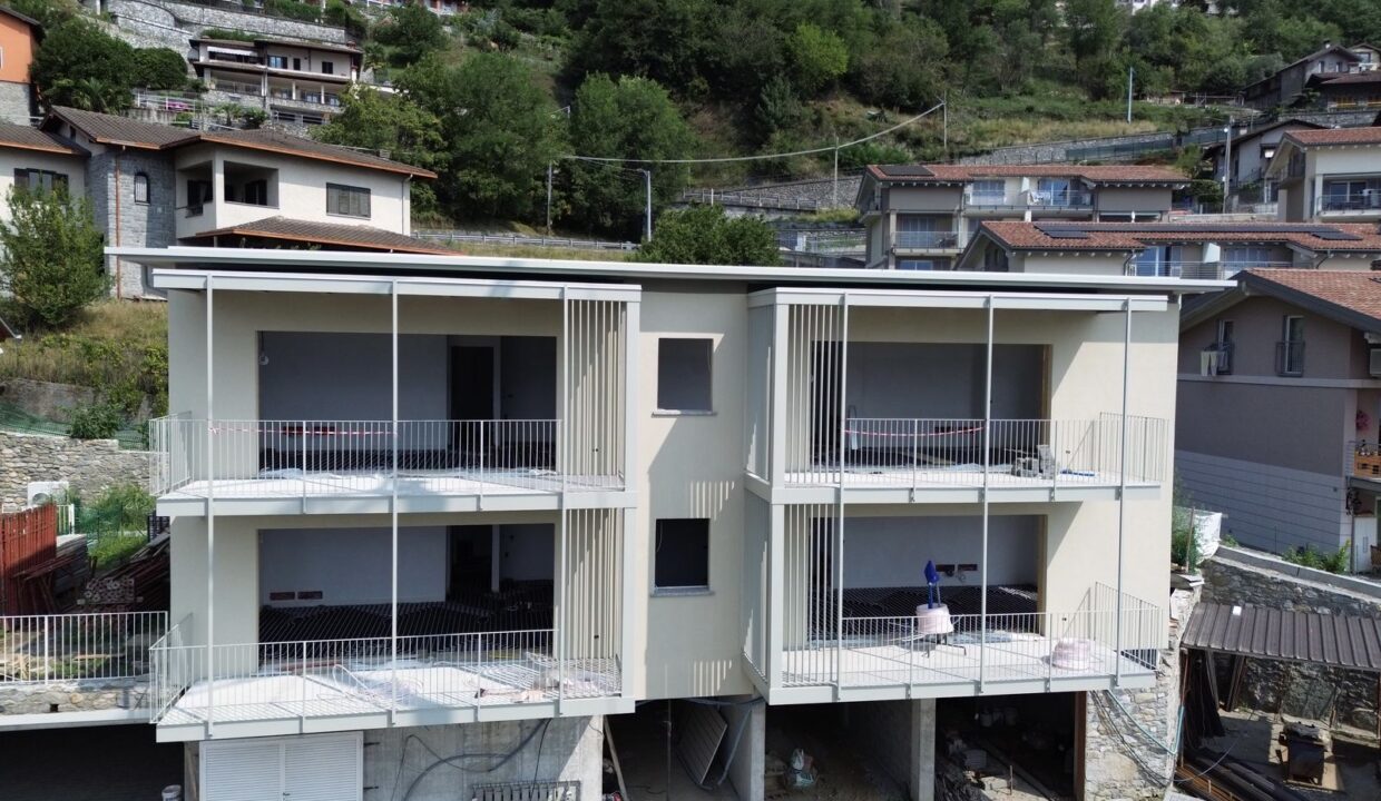 Apartments Domaso Lake Como with Pool