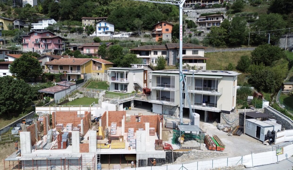 Apartments Domaso Lake Como with Pool