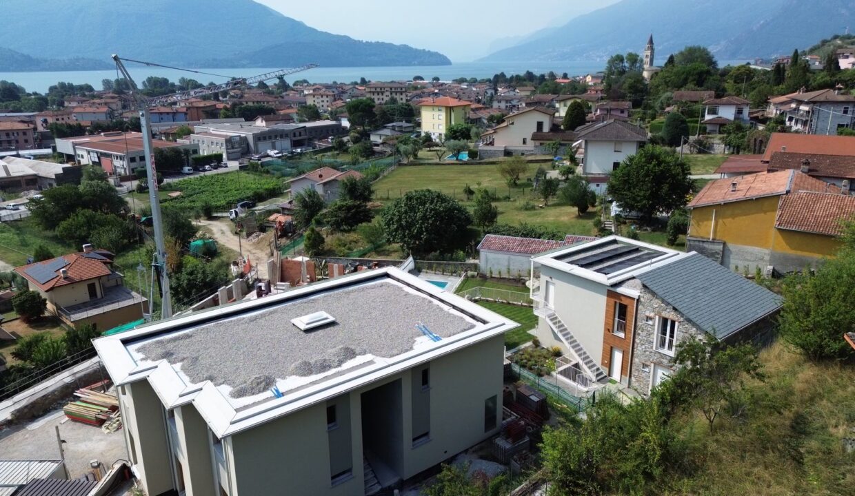 Apartments Domaso Lake Como with Pool