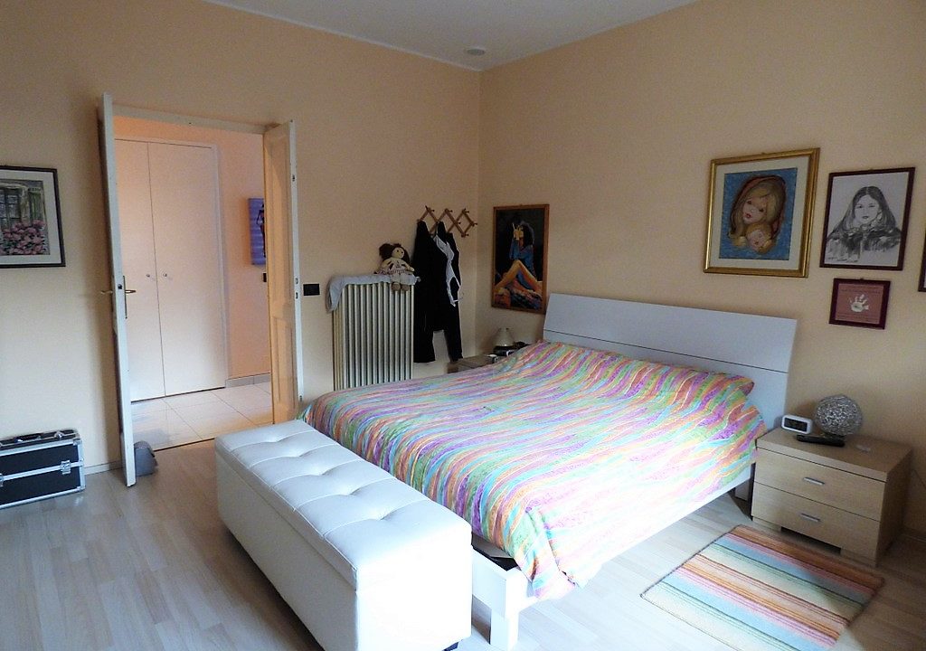 Bedroom - Menaggio apartment