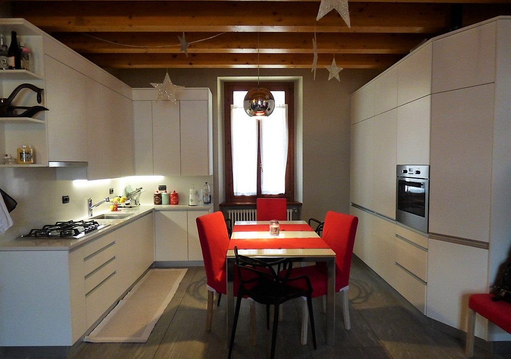 Dizzasco Apartment - kitchen