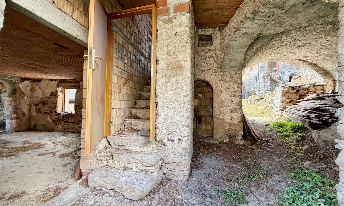 Lake Como Gravedona ed Uniti Stone House with Garden
