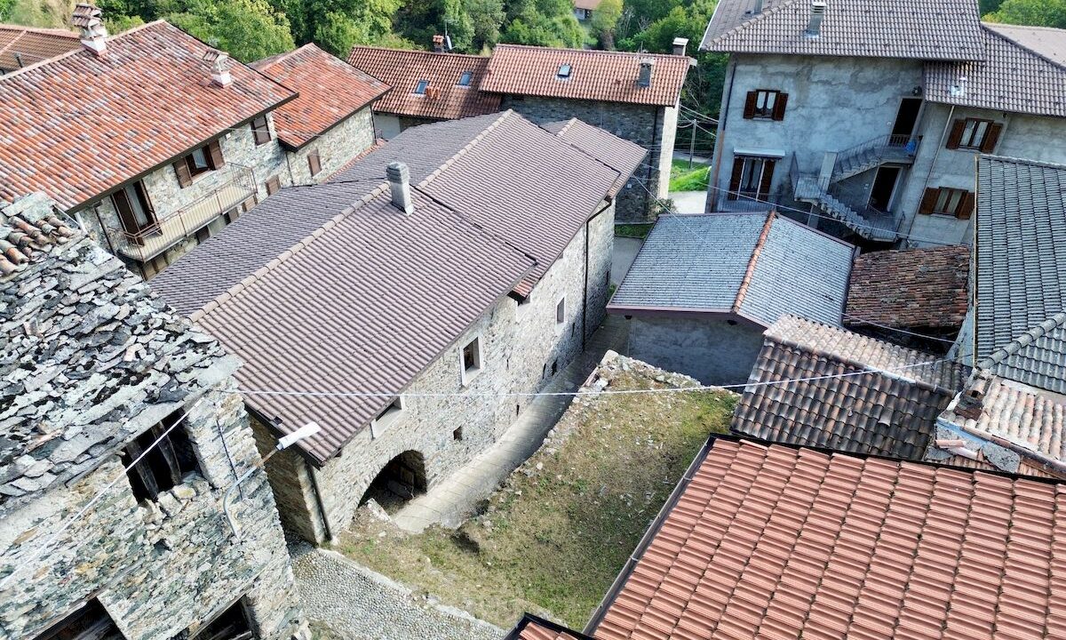 Lake Como Gravedona ed Uniti Stone House with Garden