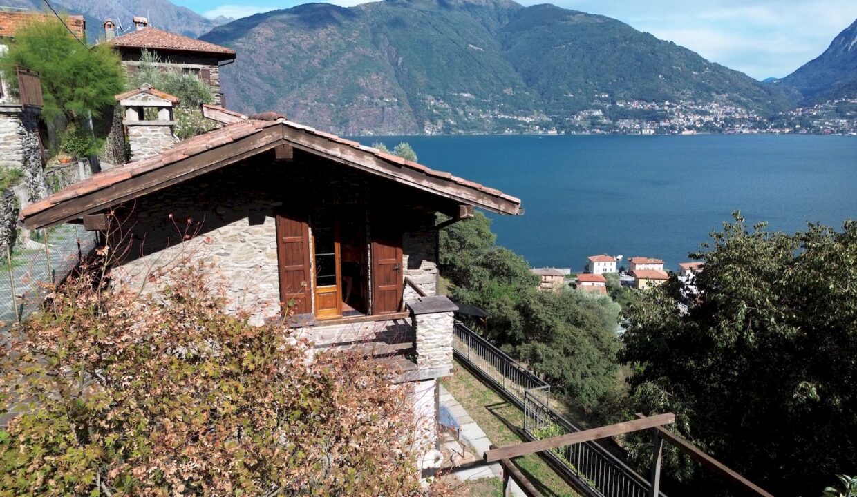 Lake Como Stone House with Garden San Siro
