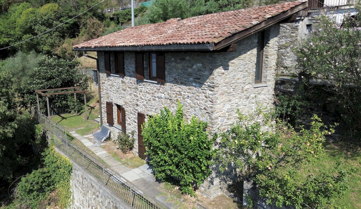 Lake Como Stone House with Garden San Siro